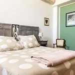 Palazzo Oddo Camere In Palazzo Storico Nel Centro Di Albenga