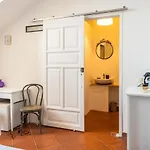 Pensionat Palazzo Oddo Camere In Palazzo Storico Nel Centro Di Albenga 3*