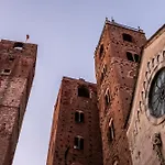 Palazzo Oddo In Palazzo Storico Nel Centro Di 3* Albenga
